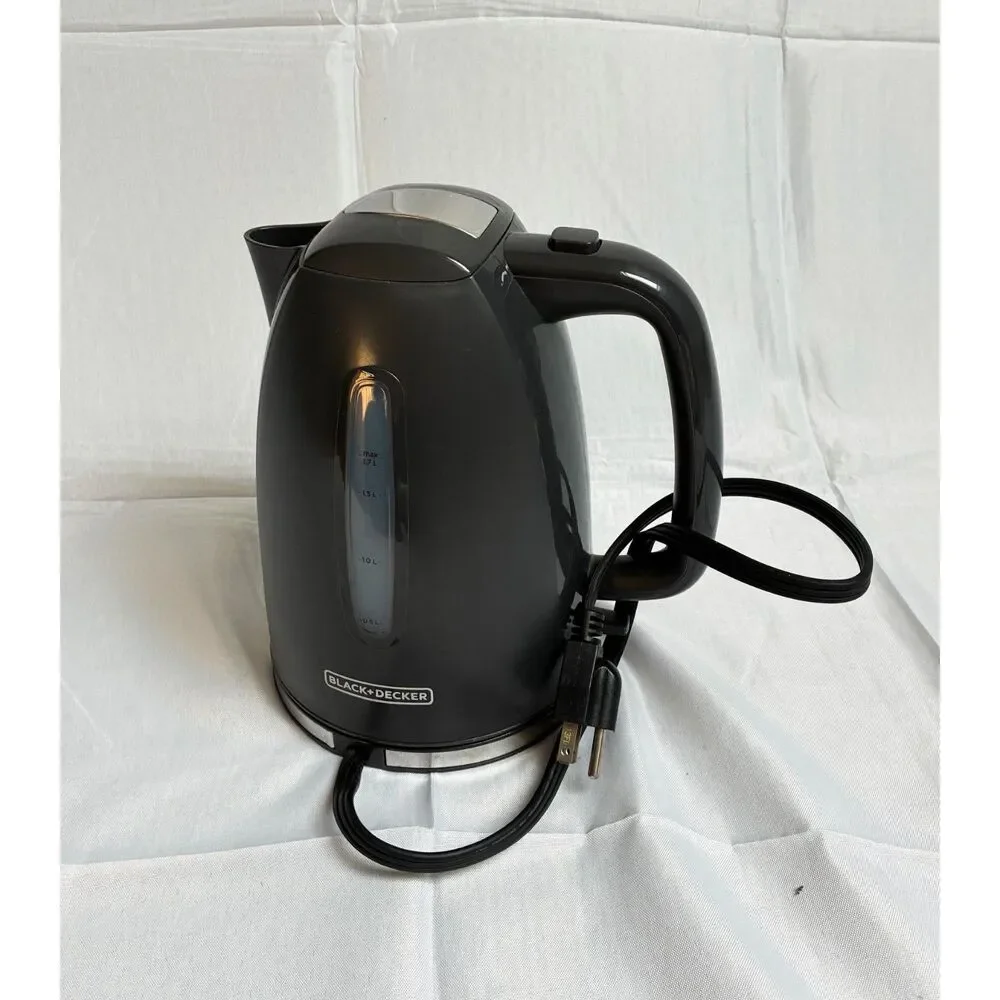 Black+Decker tea kettle